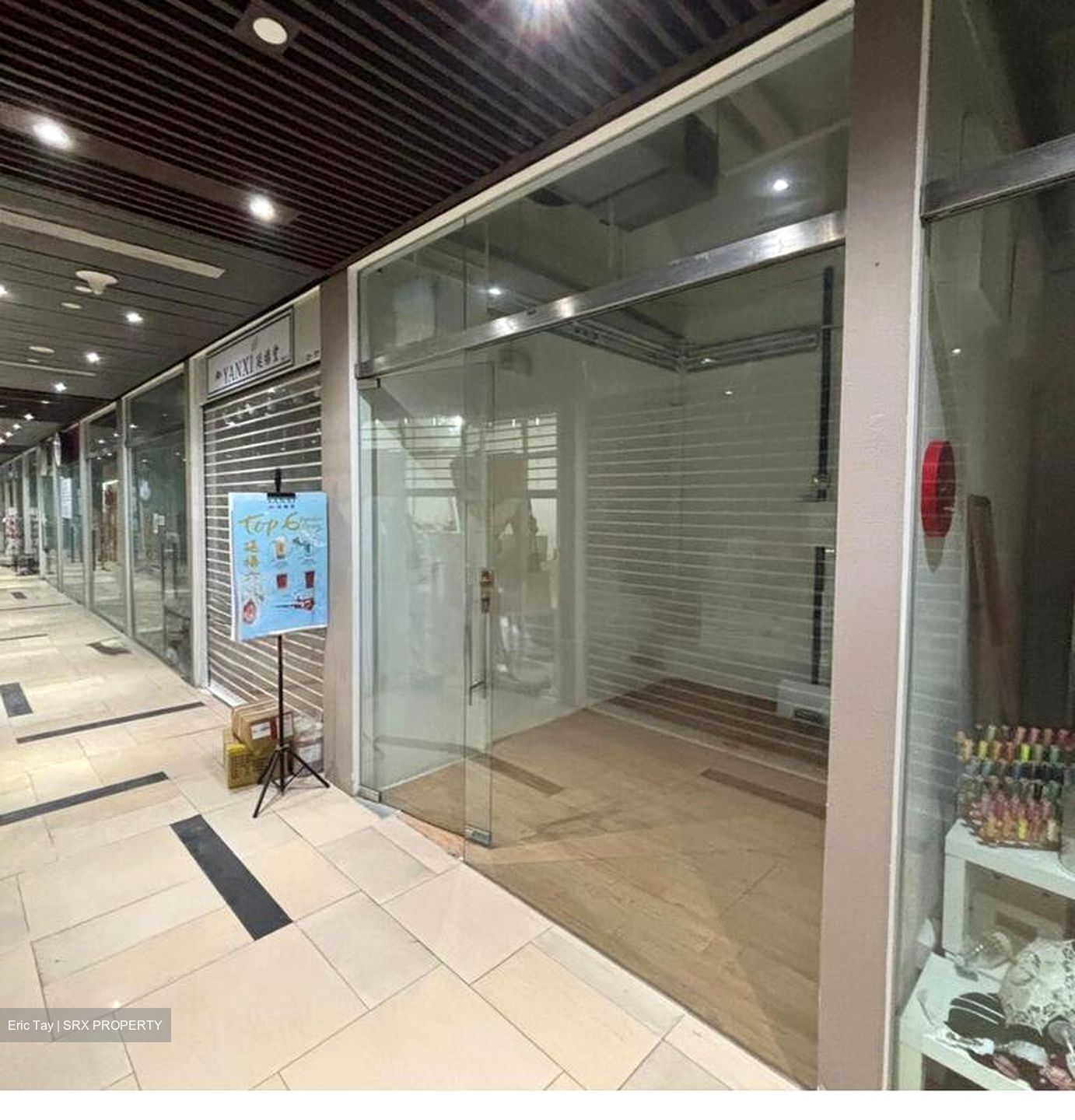 Bedok Shopping Complex (D16), Shop House #498163151